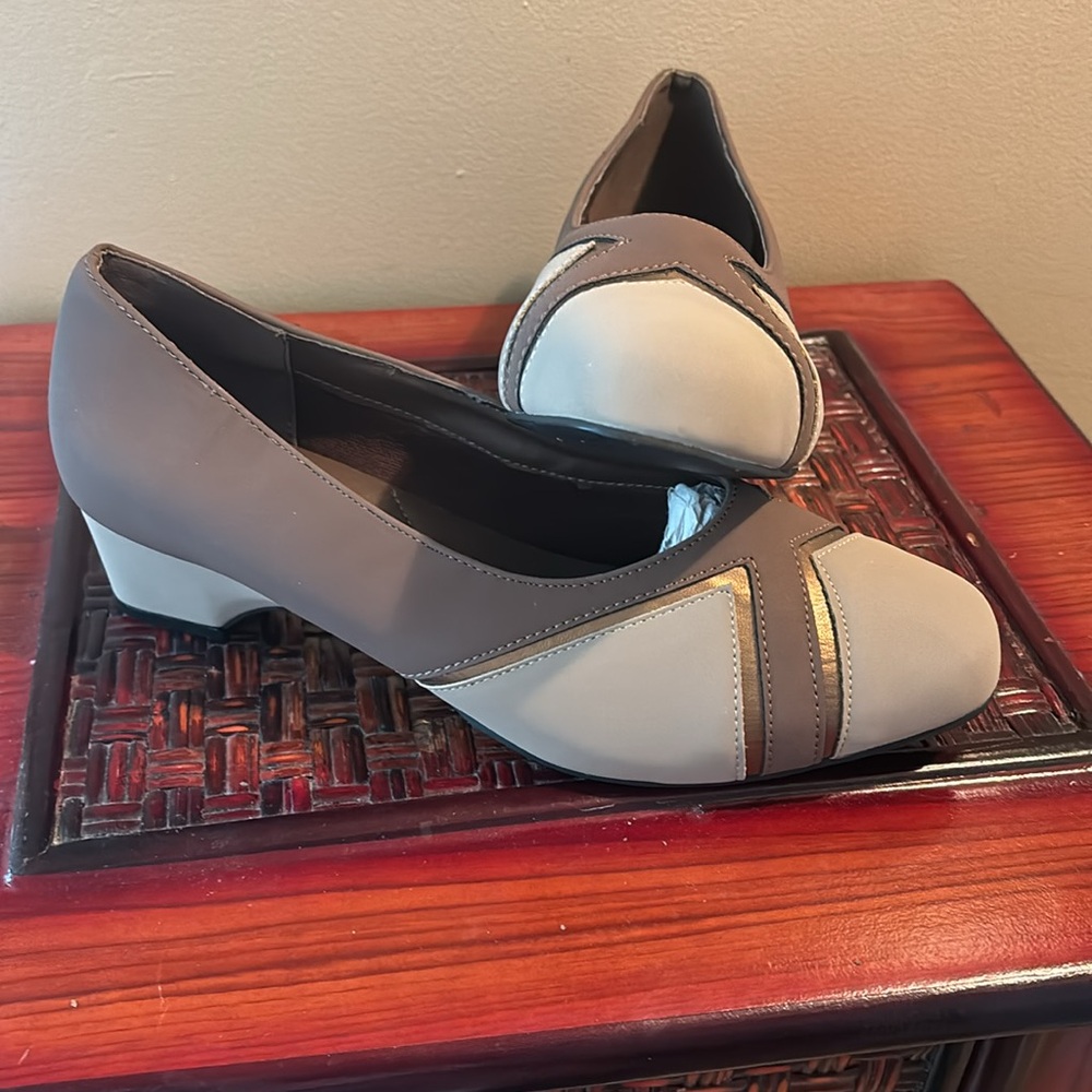 Comfort-Well by Beacon Shoe Size 9.5